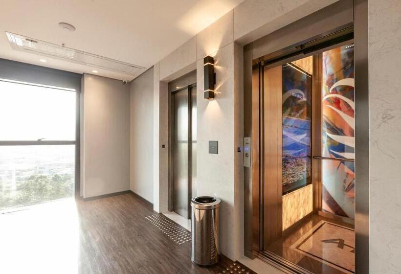 Tri Hotel Premium Itapema