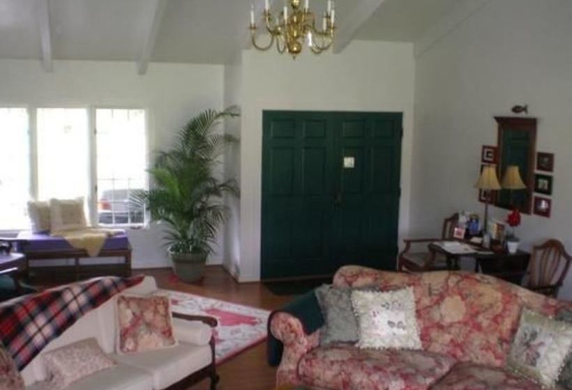 At The End Of The Road Bed & Breakfast