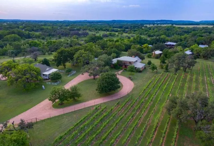 住宿加早餐  Barons Creekside Resort