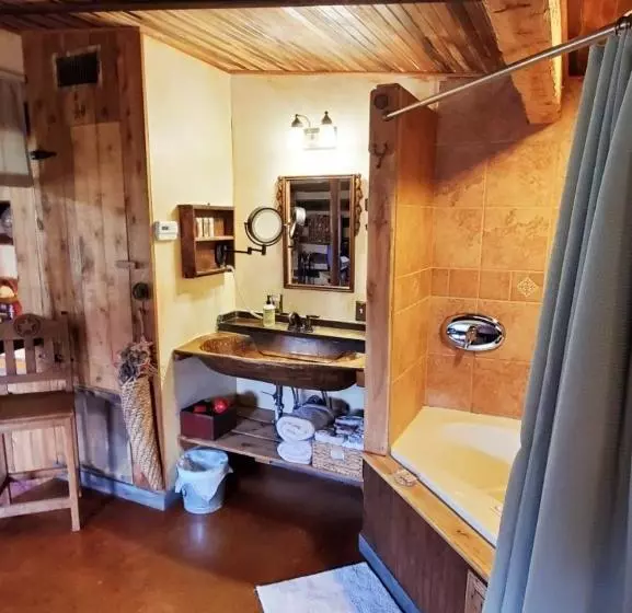 住宿加早餐  Barons Creekside Resort