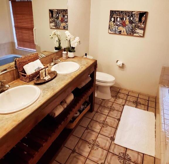 住宿加早餐  Barons Creekside Resort