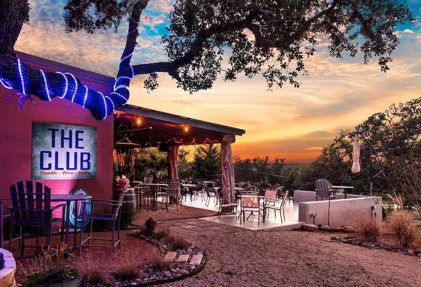 住宿加早餐  Barons Creekside Resort