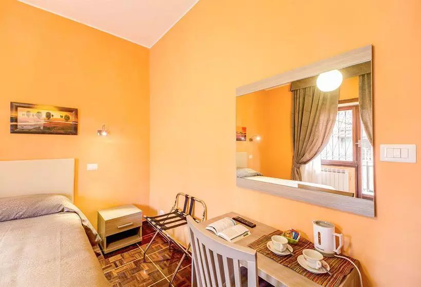 تختخواب و صبحانه Bed&Breakfast Domus Cornelia