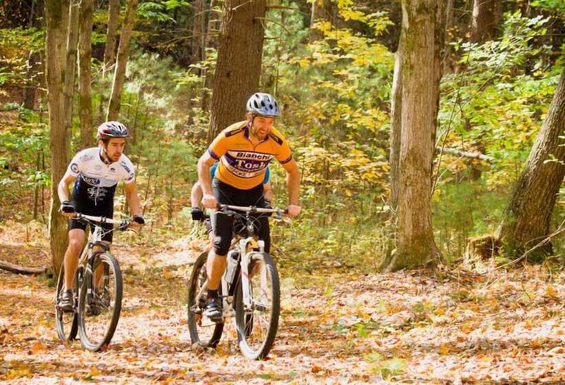 민박 Centennial House