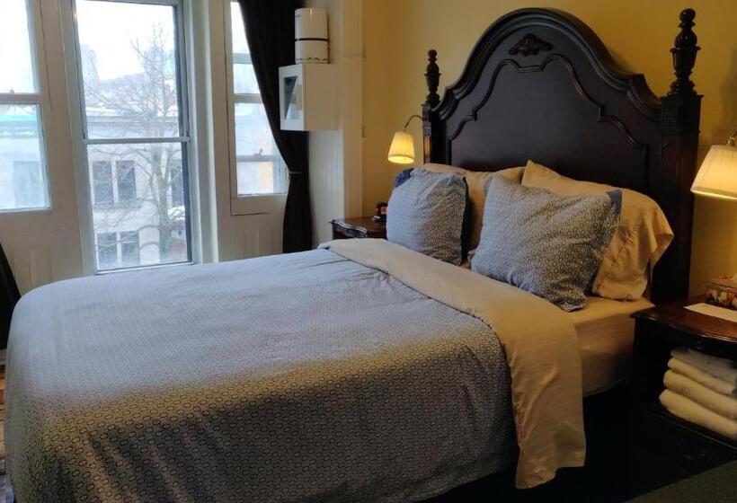 مبيت وإفطار Gingerbread Manor