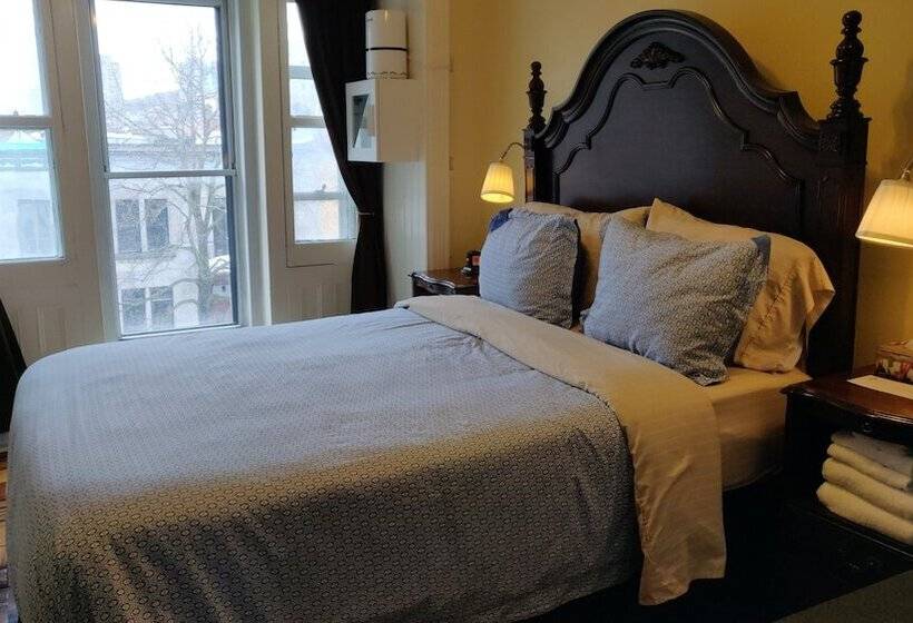 مبيت وإفطار Gingerbread Manor