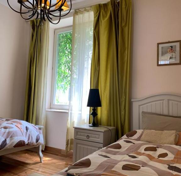 Nocleg ze śniadaniem Orient Express Guest House