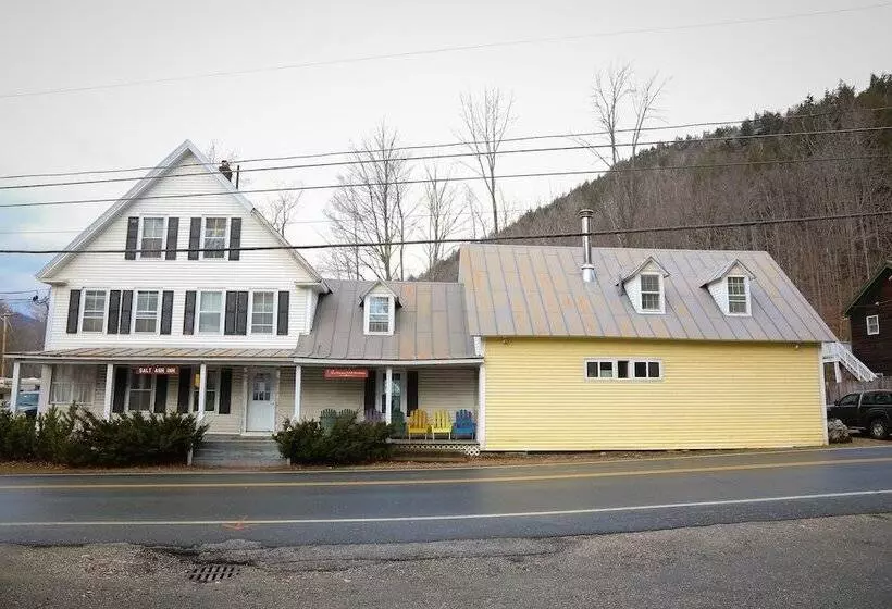 ベッドアンドブレックファースト Salt Ash Inn