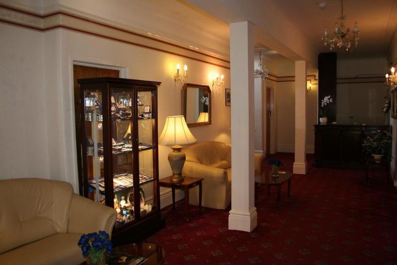 צימר Yardley Manor