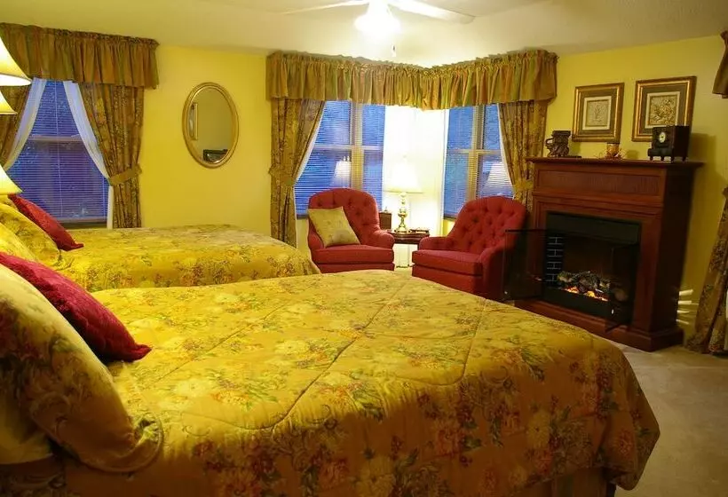 Brookside Mountain Mist Inn B&b