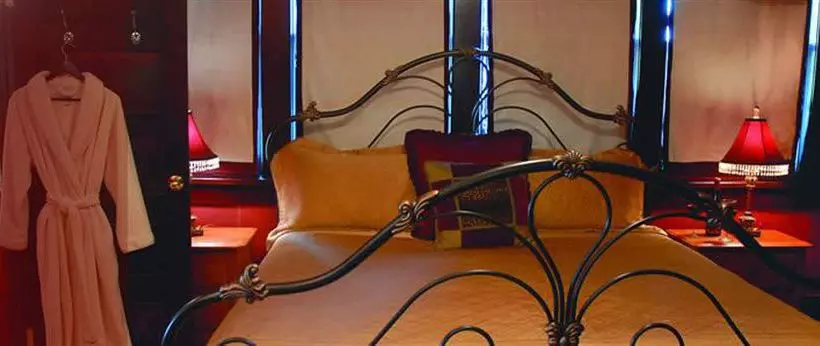 Downtown Historic Bed & Breakfast