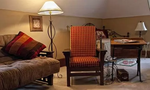 Hawthorn  A Bed & Breakfast