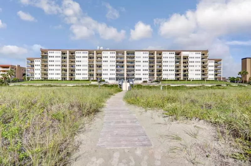 בית מלון כפרי Amelia South Condos