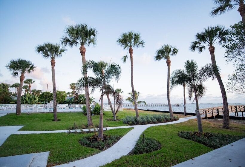 호텔 Caribbean Shores Waterfront Resort