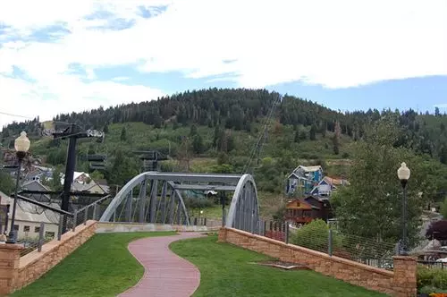 Отель Lift Lodge Condo