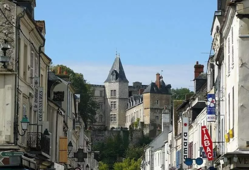 Otel Logis Hôtel Central