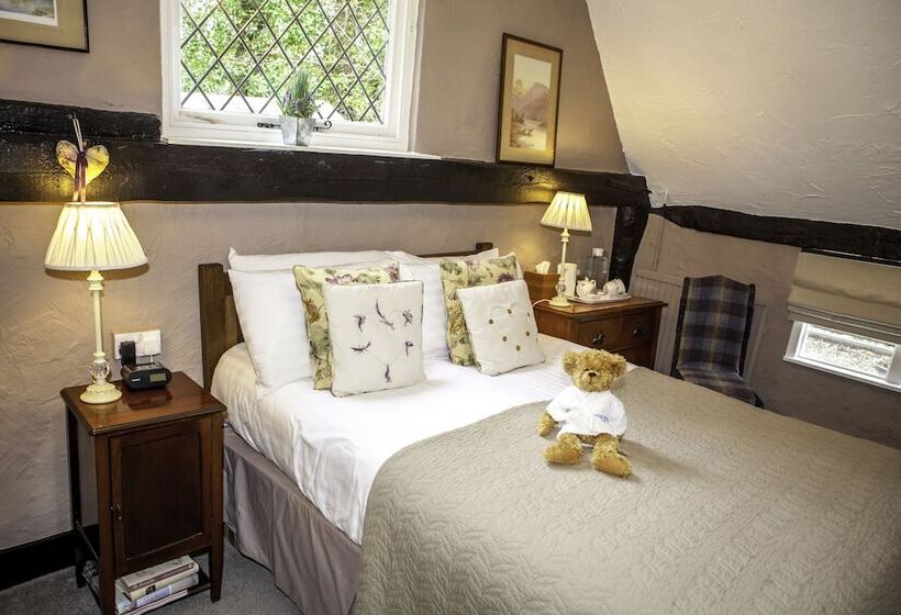 فندق Strand House