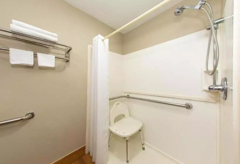 호텔 Super 8 By Wyndham Pensacola Nas Area