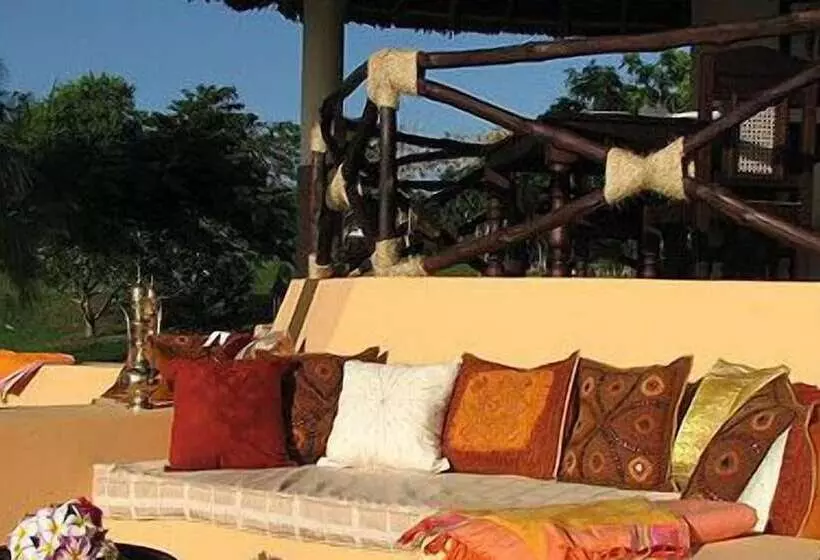 Hotelli Tijara Beach