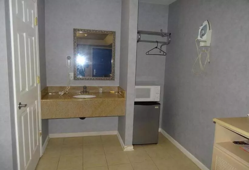 모텔 Village Inn And Suites