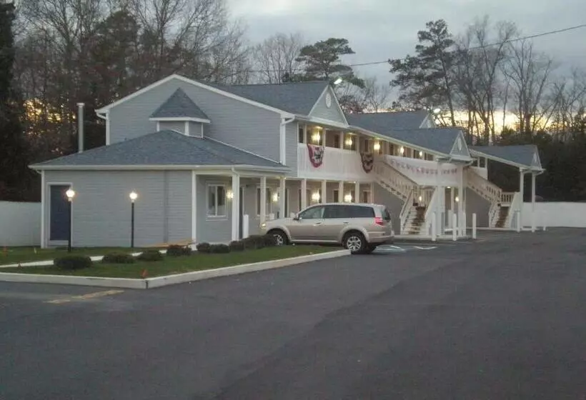모텔 Village Inn And Suites