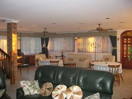 ペンション Chalet Swisse Spa