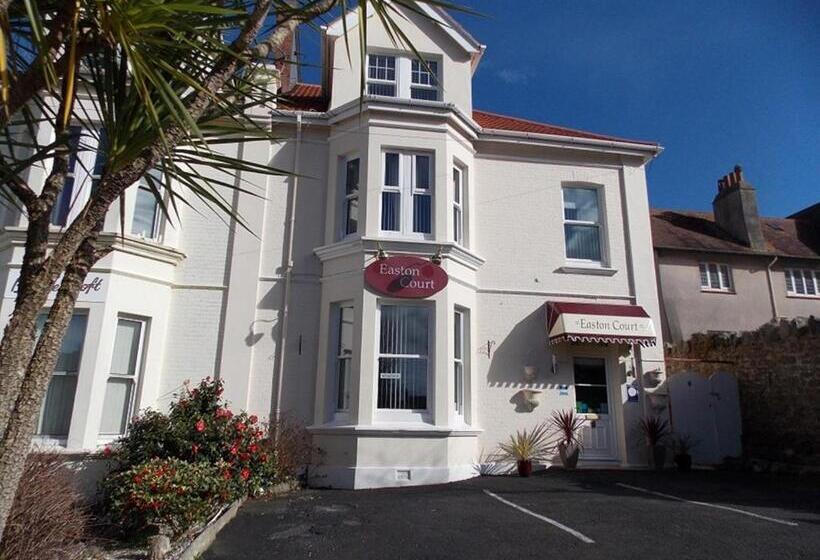 Pensão Easton Court Guest House