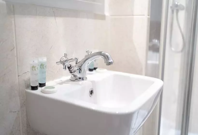 Pensão Innit Rooms Ocean Breeze