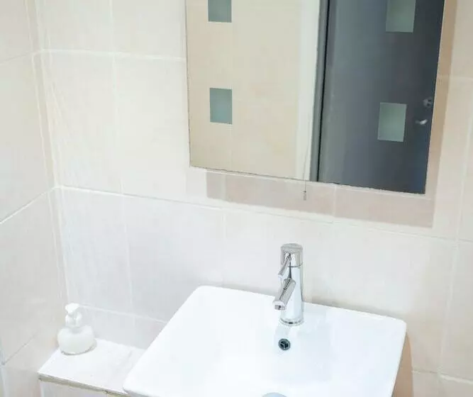 Pensão Innit Rooms Ocean Breeze