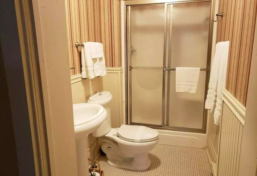 The Carriage Inn B&b