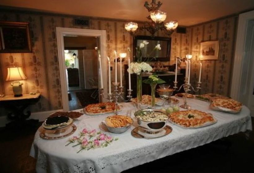 The Elms Bed And Breakfast