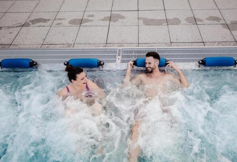 הוסטל Auberge De Jeunesse Saignelégier