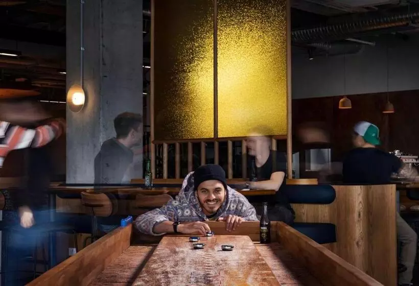 هاستل Lylo Auckland