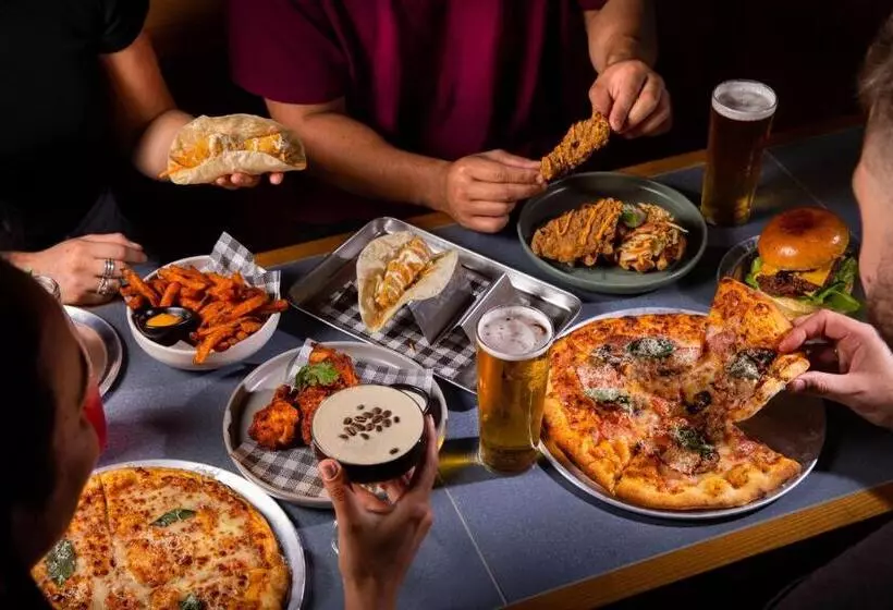 هاستل Lylo Auckland