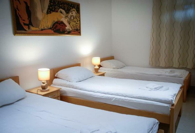 هاستل Sobe Rodic Centar