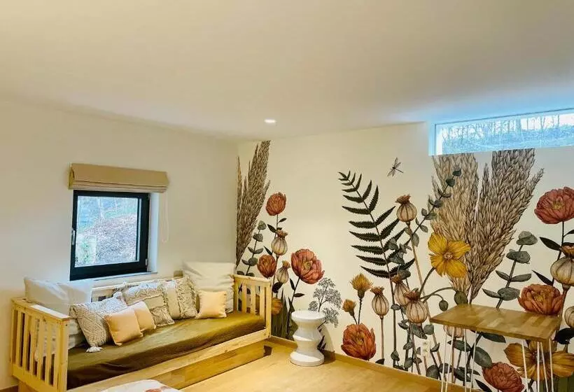 Aamiaismajoitus (B&B) La Bel échappée