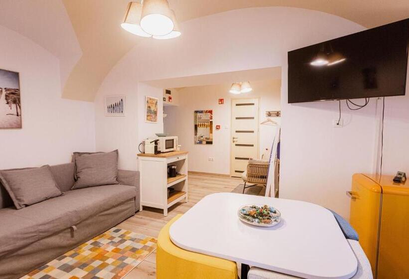 Dunakavics Xiii Apartman