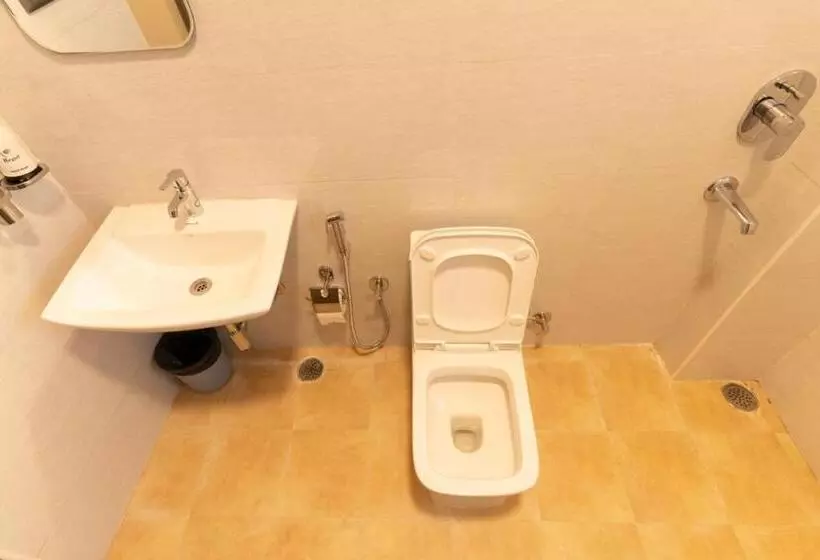 Hotel Regal Business Suites