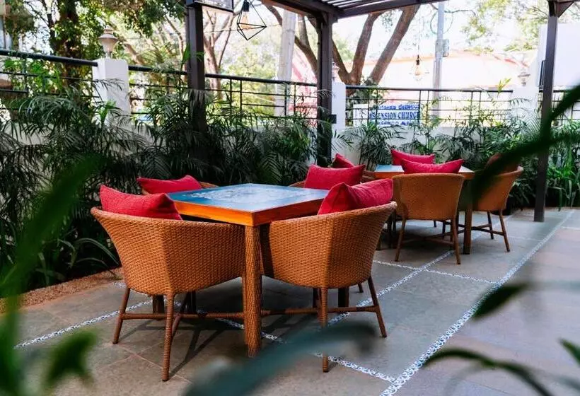 Hotel Regal Business Suites