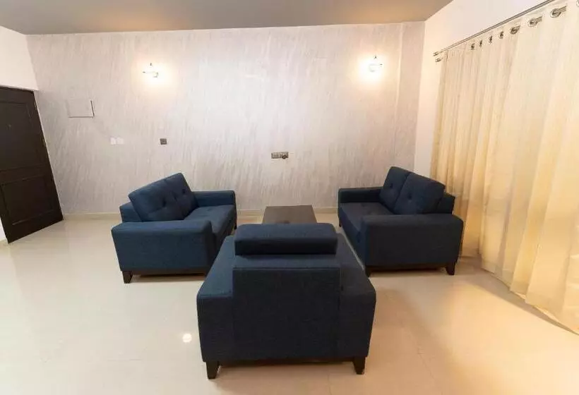 Hotel Regal Business Suites