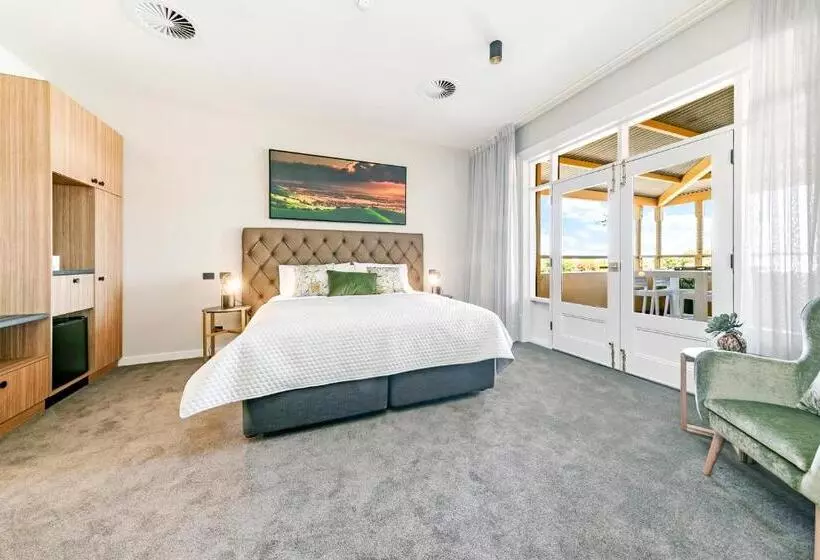 Hotelli The Tanunda Club Guest Suites