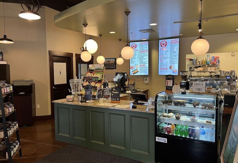 Washburn Hotel Suites