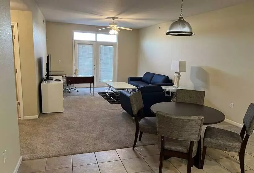 Washburn Hotel Suites