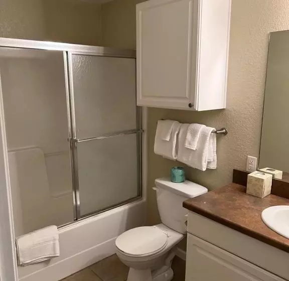 Washburn Hotel Suites