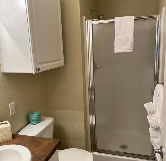 Washburn Hotel Suites