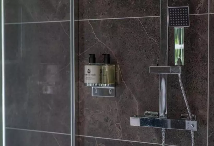 Pantybeiliau House Bed & Breakfast