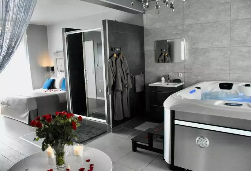 Majatalo Nuit Privée Avec Jacuzzi