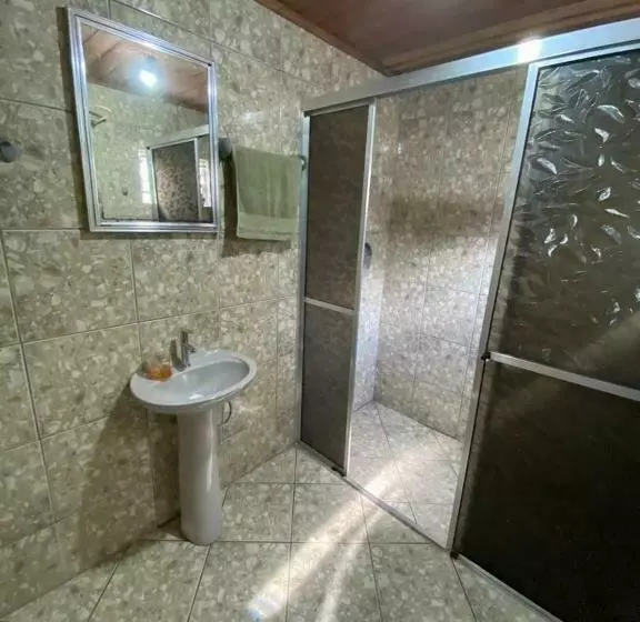 پانسیون Quartos Casa Da Ilha Do Mel   Nova Brasília