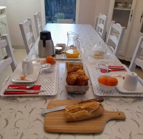 Aamiaismajoitus (B&B) Chambre D Hôtes Les Hortensias