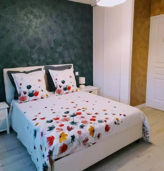 Aamiaismajoitus (B&B) Chambre D Hôtes Les Hortensias